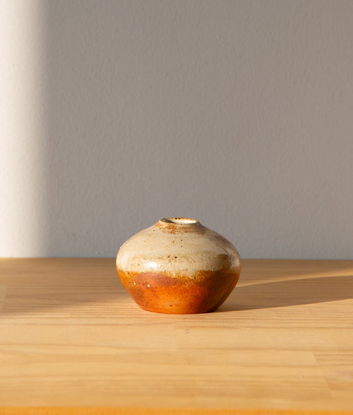 Frosted bun vase