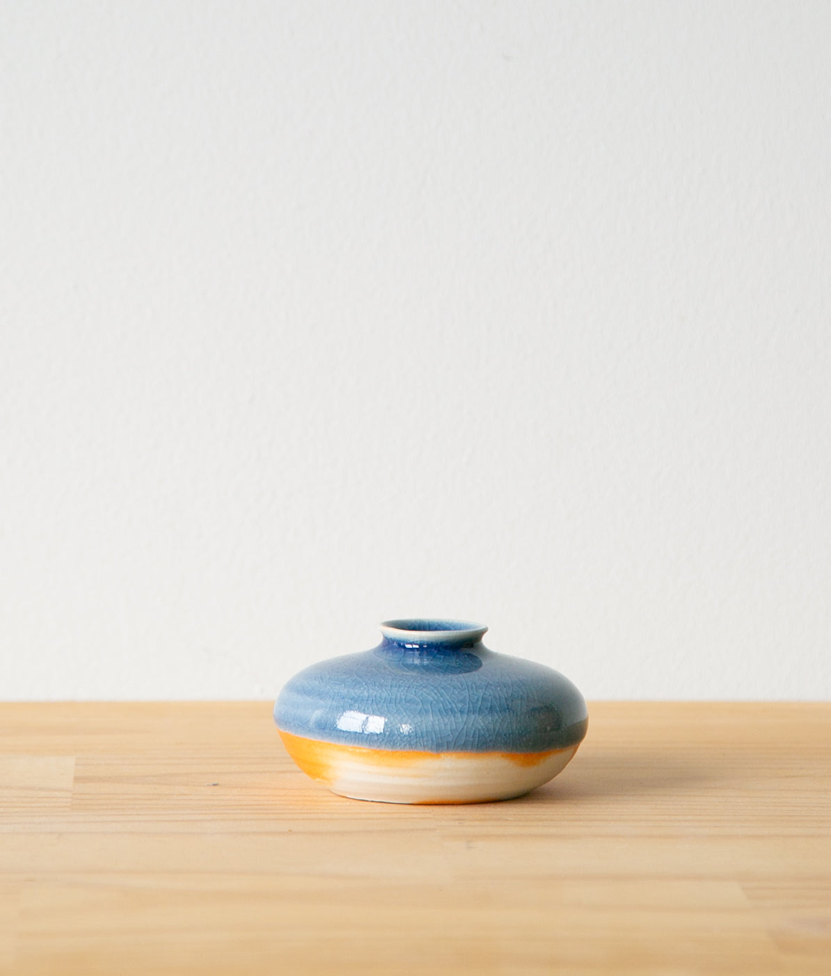 Sky blue oil jar vase