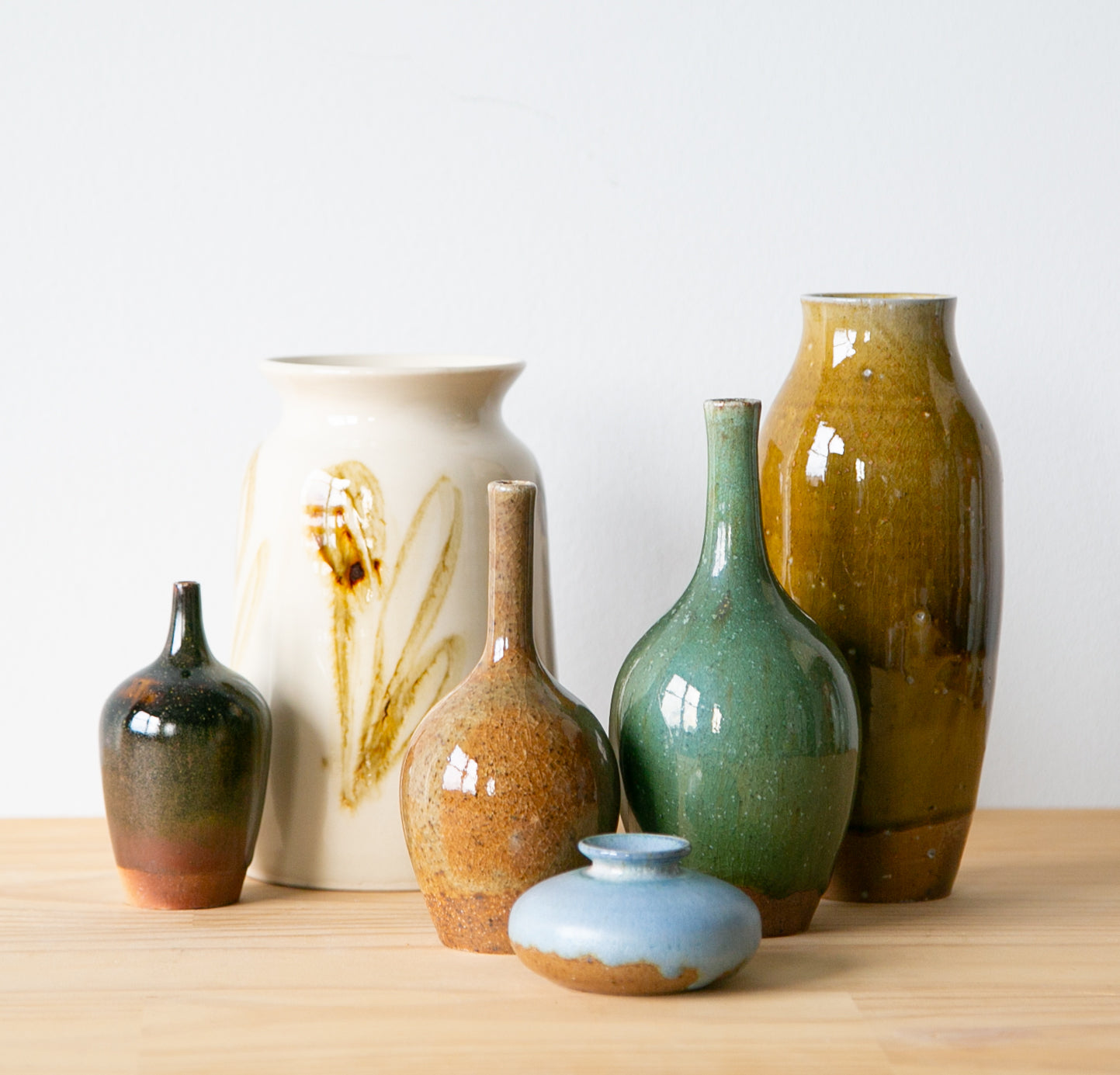 Slim honey gold vase