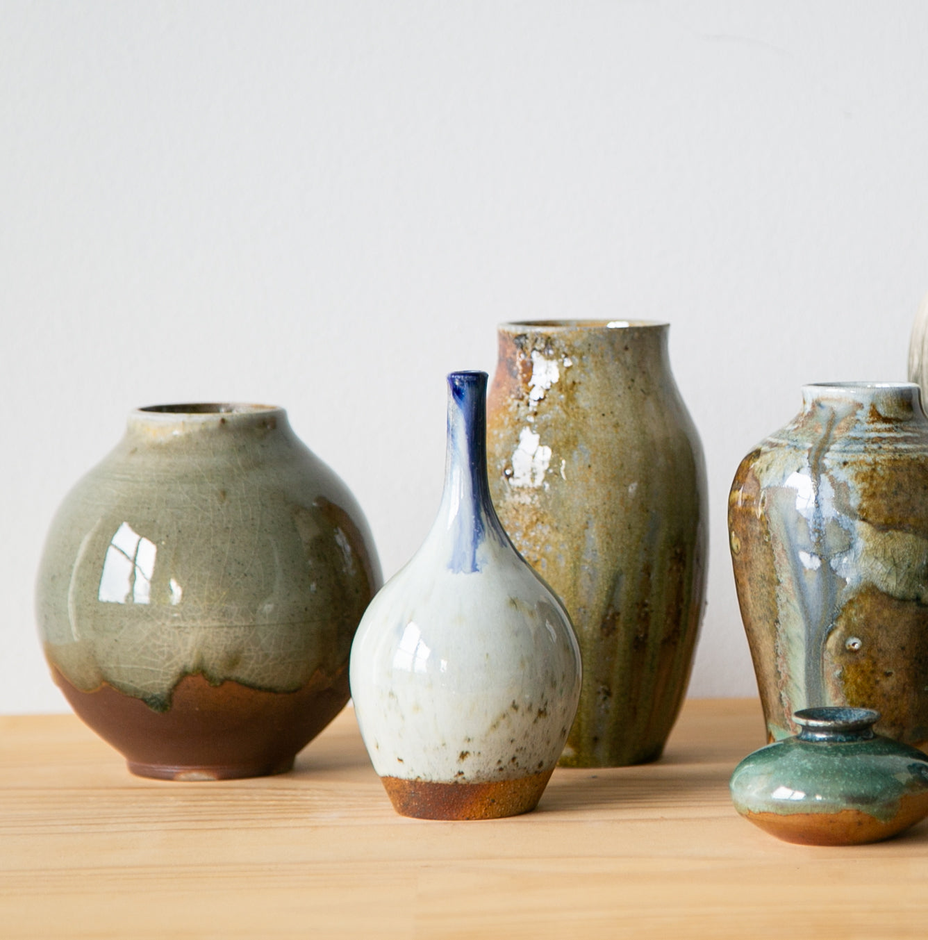 White teardrop vase with cobalt