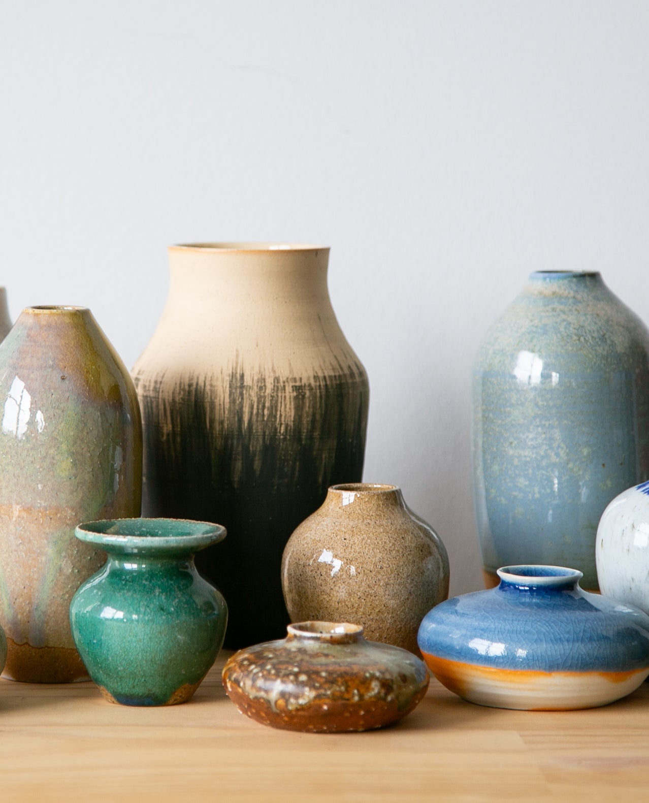 Shino granite bud vase