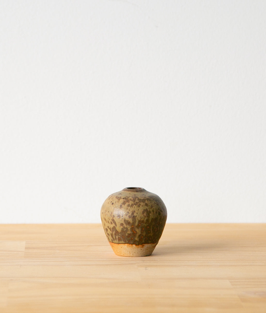 Mottled brown vase