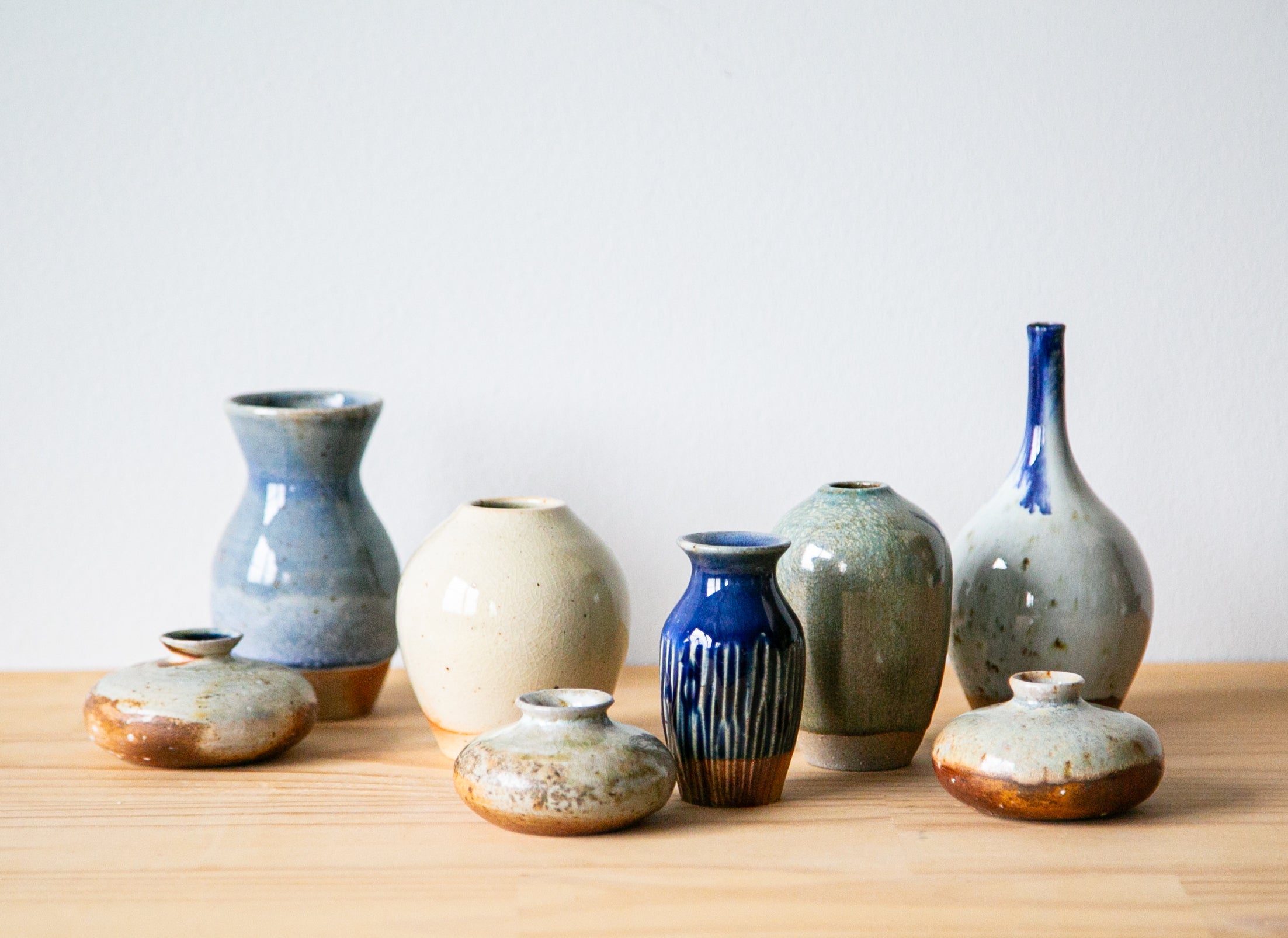 Swirled sand oil jar