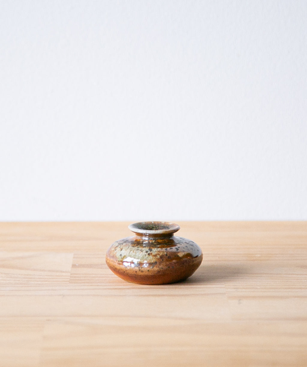 Red shino oil jar