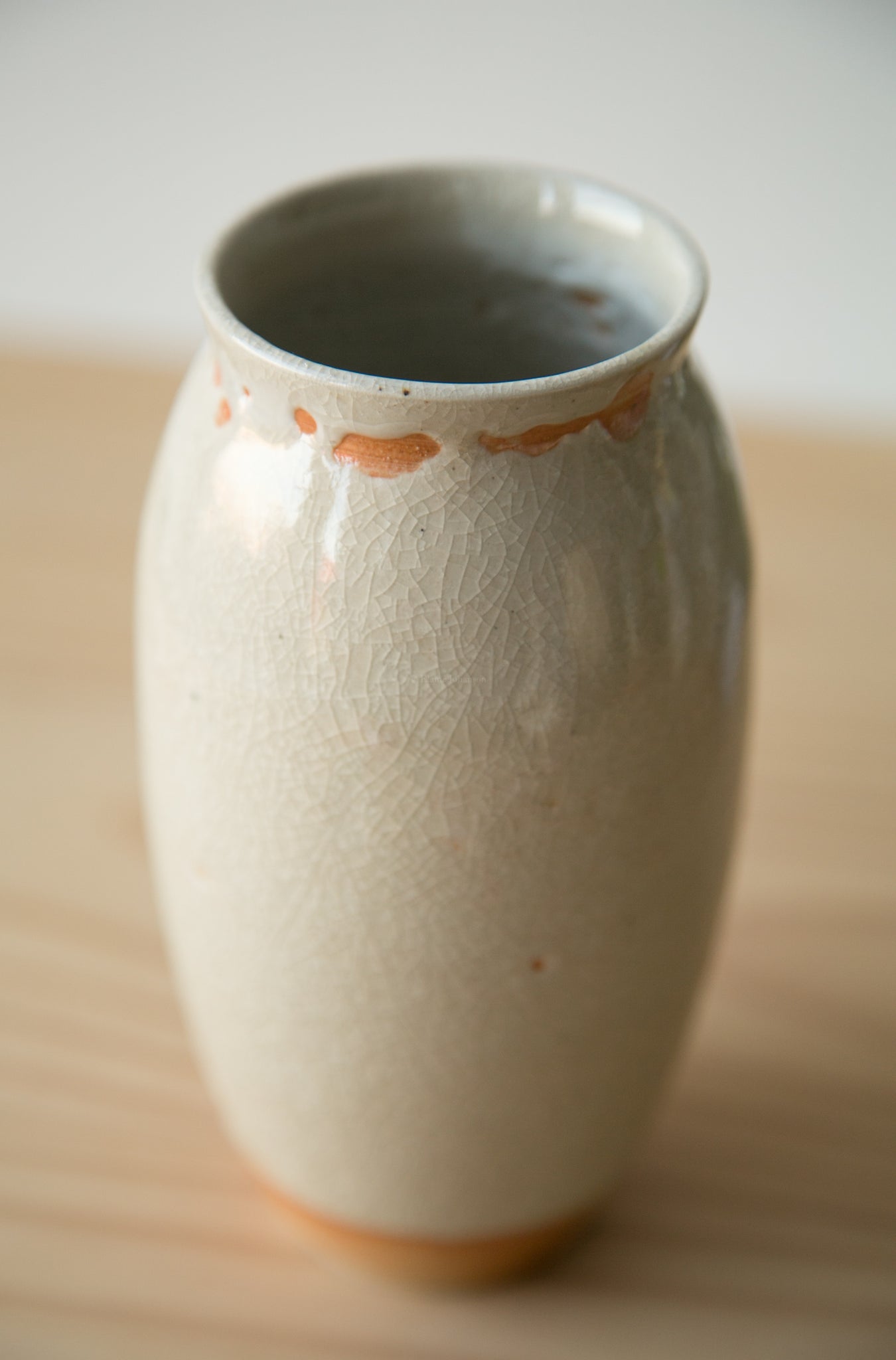 melting snow vase