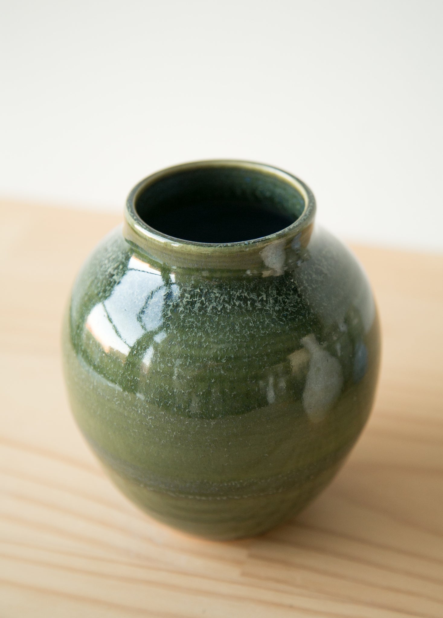 grass green vase